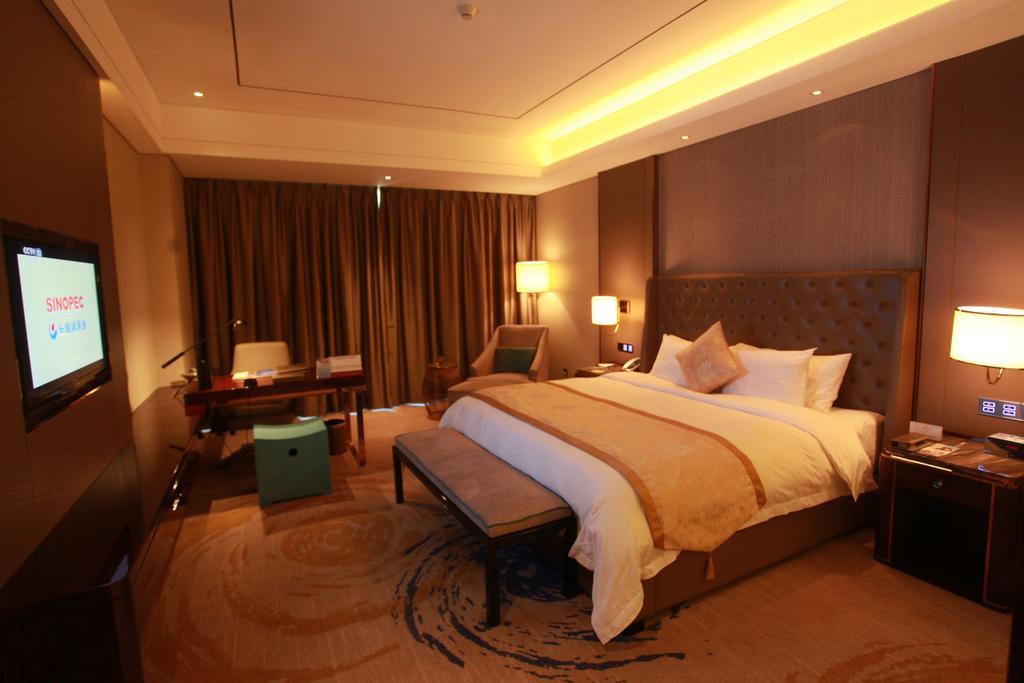 Howard Johnson Qinlu Plaza Yingtan Экстерьер фото