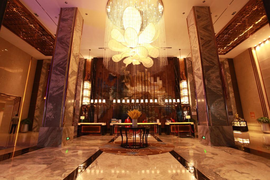 Howard Johnson Qinlu Plaza Yingtan Экстерьер фото