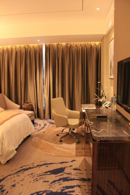 Howard Johnson Qinlu Plaza Yingtan Экстерьер фото