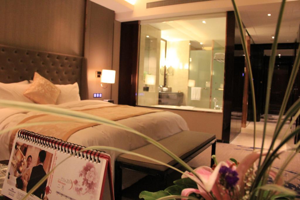Howard Johnson Qinlu Plaza Yingtan Экстерьер фото