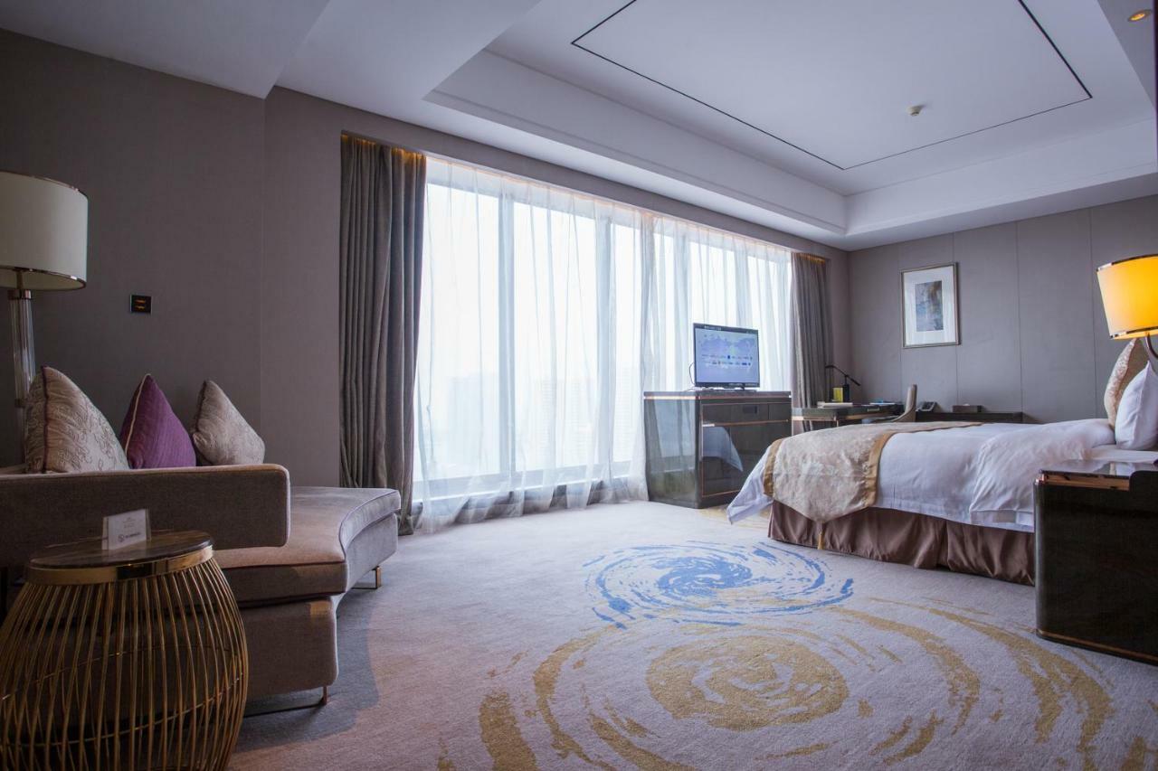 Howard Johnson Qinlu Plaza Yingtan Экстерьер фото